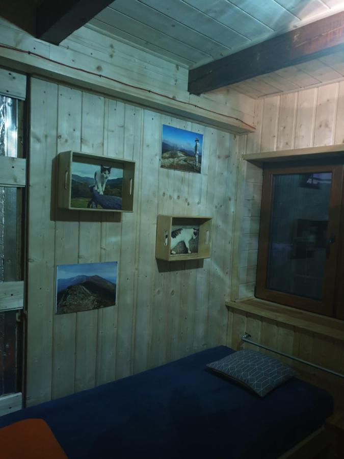 Bacowka Pttk Jaworzec Hostel Wetlina Luaran gambar