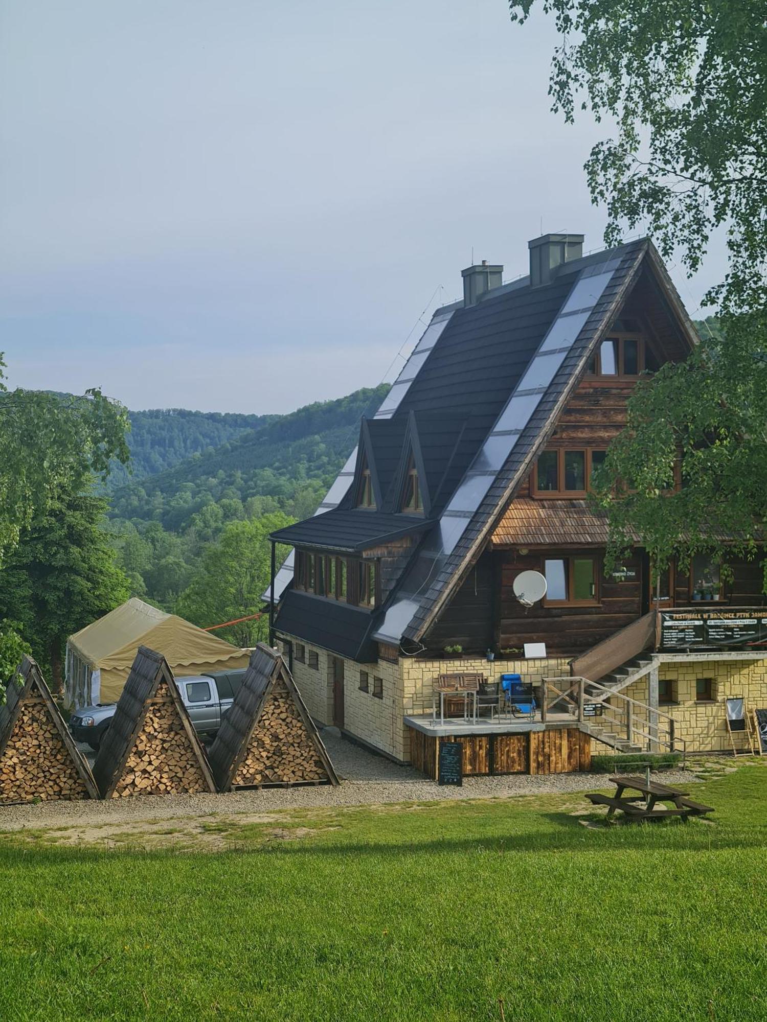Bacowka Pttk Jaworzec Hostel Wetlina Luaran gambar
